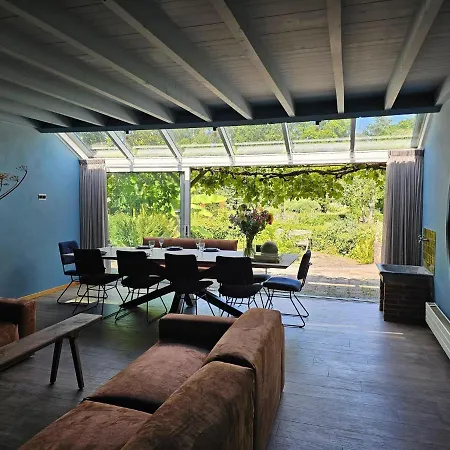 Σπίτι διακοπών Detached House In Rural Area With Park Garden *